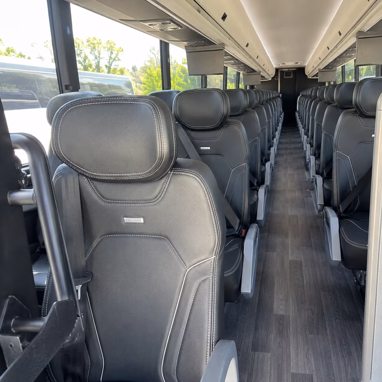 Pembroke Pines Airport Shuttle & Transportation party bus exterior