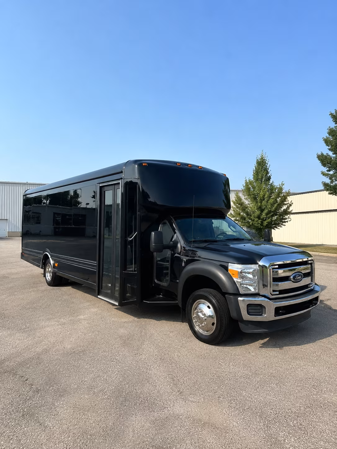 Pembroke Pines Birthday, Sweet 16, & Quinceañera Transportation group transportation