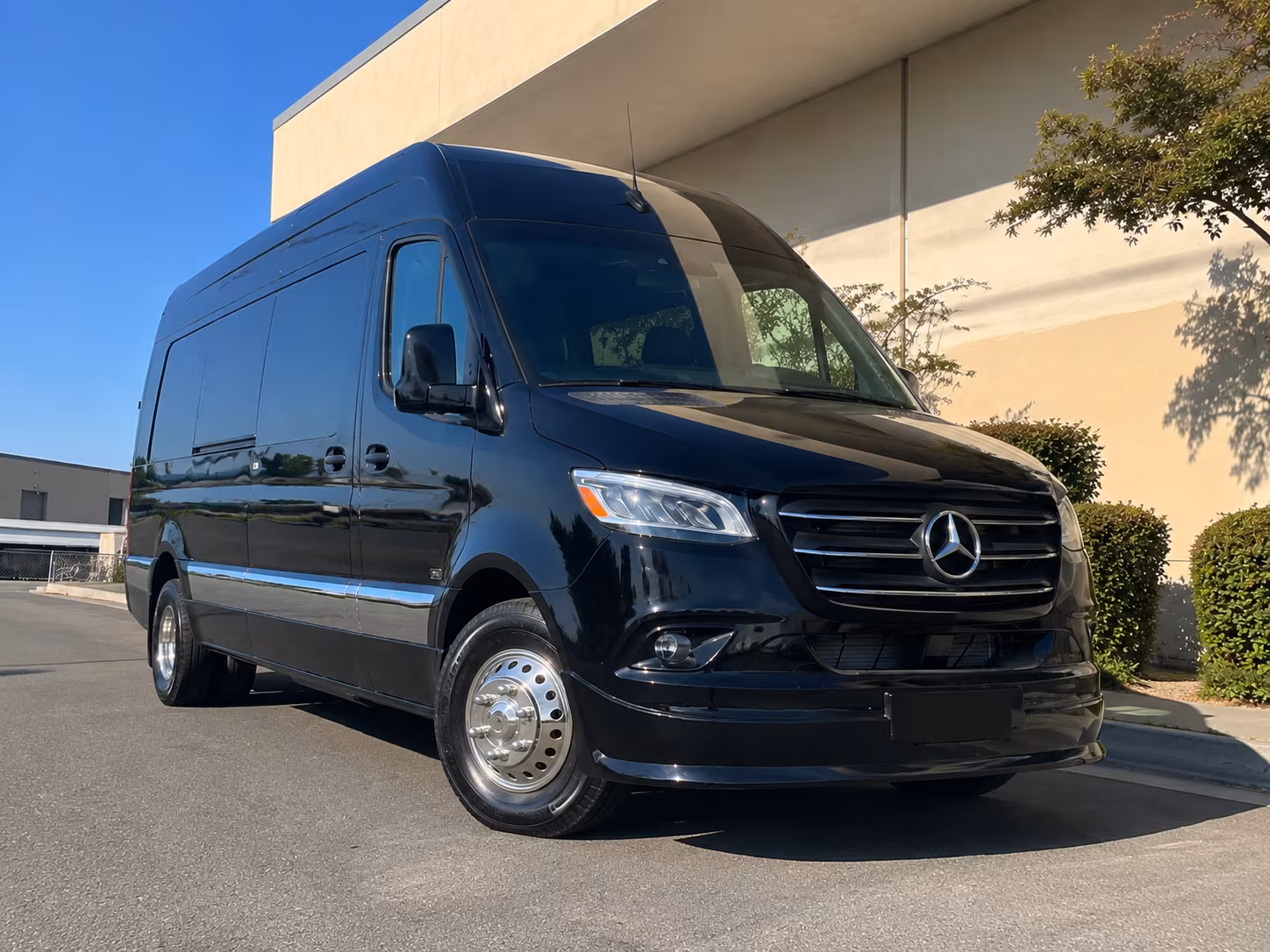 Pembroke Pines Corporate Transportation party bus exterior