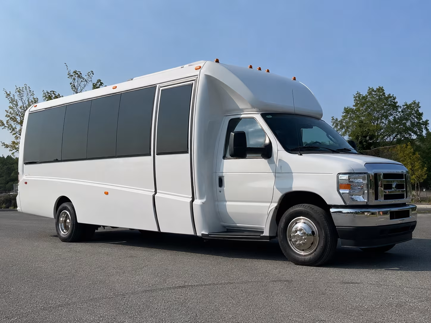 Plantation Winery Tour & Pub Crawl Transportation